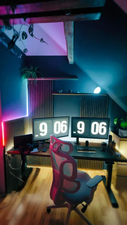 Ich habe meinem Desksegup ein Glowup verpasst✨💻
Dank der mega nicen Soundpanele von @akuwoodpanel_nl hab ich meinem Desksetup und meiner Videoeditor Area endlich die Verwandlung gegeben die sie verdient hat aber seht selbst… ich freu mich achon auf die weitere Verwandlung… als nächstes kommt mein Youtube und Reel Setup welches ein GlowUp bekommst😉👌🏼
.
#desksetup #akuwoodpanel #soundpanel #glowup #vorhernachher