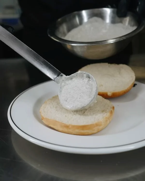 LE TRUFFE. Croquette truffée, sauce maison. On avait envie d’en faire trop. 🫣