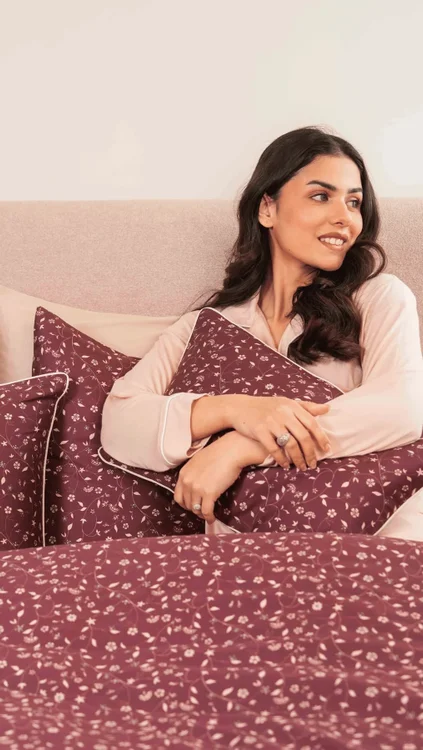 Some things just make staying in feel better. ✨ 

Our chenille blankets bring the kind of softness and warmth you’ll keep reaching for, night after night.