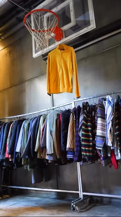 Milano Vintage Kilo Sale