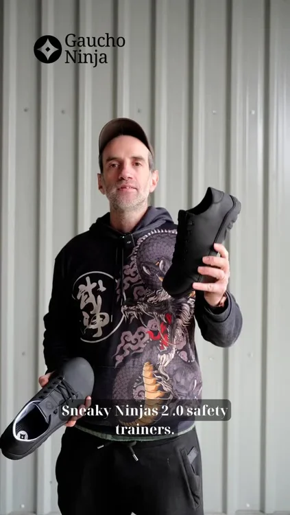 Handmade barefoot safety boots