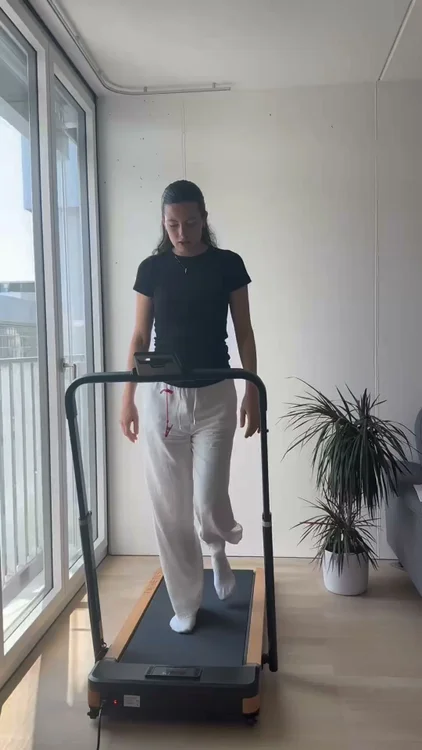 Walking Pad Laufband aus Eichenholz – TWHEELS