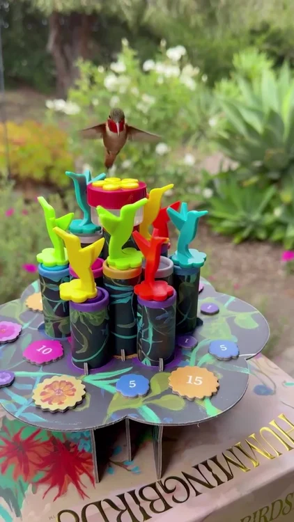 Hummingbirds, This Game Will Turn Your Sense of Time Upside Down