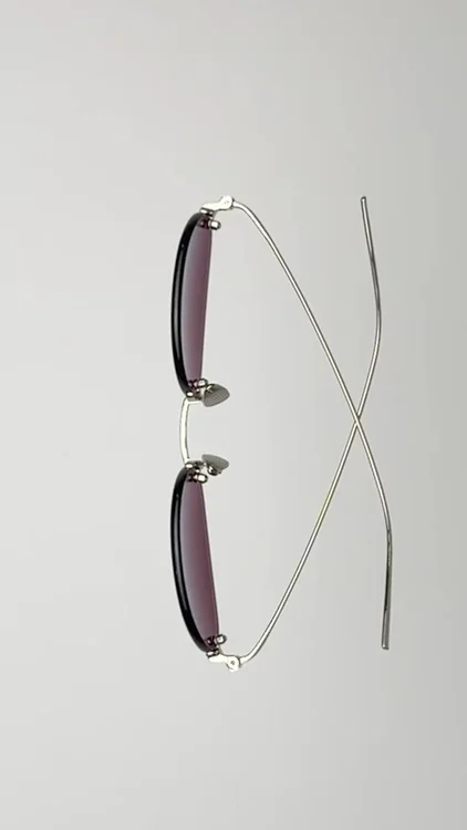 AKILA's first rimless design