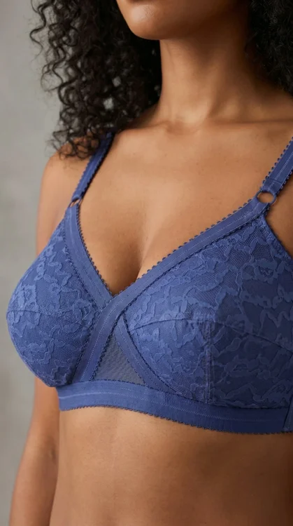 Playtex : Maintien & Féminité