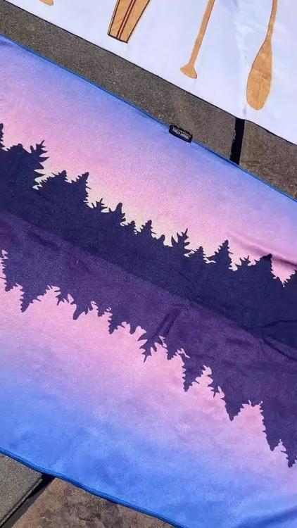 Lightweight & Sand Free