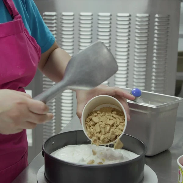 Join Canada’s Favorite Creamery