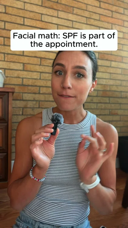 🌞 Obsessed with this sunscreen! Sky and Sol has created a game-changer since it’s made with ingredients that are non-toxic and you would recognize! This sunscreen feels like a luxurious moisturizer without the sticky, thick texture of other sunscreens.

I wore it all day and experienced less white residue, greasiness, or caked-on feeling. With ingredients you could know, Sky and Sol gets my big approval for healthy, protected skin.

Say goodbye to crazy ingredients and hello to the best way to shield your skin! Experience the difference for yourself! 👉 https://www.skyandsol.co/skyandsol-sunscreen-usca