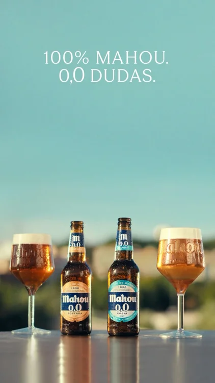 Hay decisiones difíciles, pero cuando hablamos de Mahou 0,0, el acierto está asegurado.
Pidas la que pidas, el resultado es el mismo: 100% Mahou. 0,0 dudas.