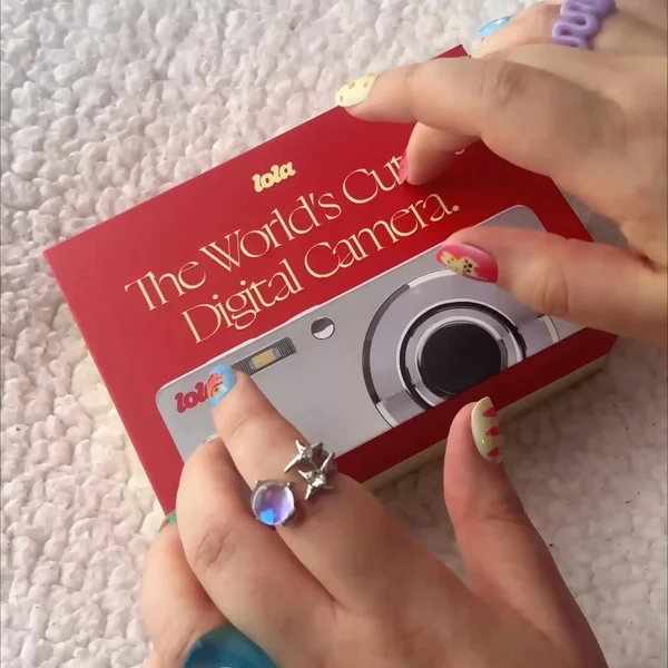 Less scrolling. More living 💿
The world’s cutest digital camera
Free shipping on all cameras
Members save 10% ✨