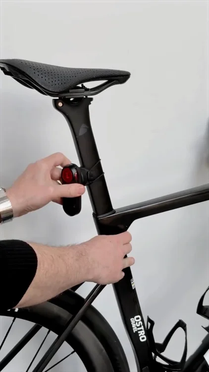 Tons seatpost mount for #garmin #garminvaria #stravacycling #cycling