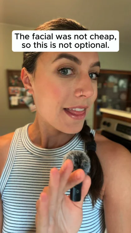 🌞 Obsessed with this sunscreen! Sky and Sol has created a game-changer since it’s made with ingredients that are non-toxic and you would recognize! This sunscreen feels like a luxurious moisturizer without the sticky, thick texture of other sunscreens.

I wore it all day and experienced less white residue, greasiness, or caked-on feeling. With ingredients you could know, Sky and Sol gets my big approval for healthy, protected skin.

Say goodbye to crazy ingredients and hello to the best way to shield your skin! Experience the difference for yourself! 👉 https://www.skyandsol.co/skyandsol-sunscreen-usca