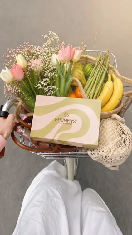 Longer days, lighter evenings & even sweeter treats 🌸🍫

Order your perfect picnic treat at Chummysbakery.co.uk 🧺💐🍪 

#spring #dessert #bakery