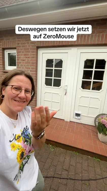 Werbung 😸: Wer mir schon länger folgt, weiß: Pebbles ist eine leidenschaftliche Jägerin und bringt ihre Trophäen gerne mit ins Haus. Doch damit ist seit einiger Zeit Schluss. Ich setzte auf den Beuteblocker von ZeroMouse und möchte euch heute nochmal berichten, wie gut das funktioniert. Die KI erkennt nämlich, sobald Pebbles etwas im Maul hat und blockiert dann die Katzenklappe - und ich kann per Kamera sehen, was mir erspart geblieben ist. 

✨ Mit meinem Code PEBBLES spart ihr 15 % auf die Produkte von ZeroMouse. 

💸 Außerdem gibt es eine 60-Tage-Geld-zurück-Garantie, sodass ihr den Beuteblocker ganz ohne Risiko testen könnt. #katzen #tierliebe #haustiere #cats #KI