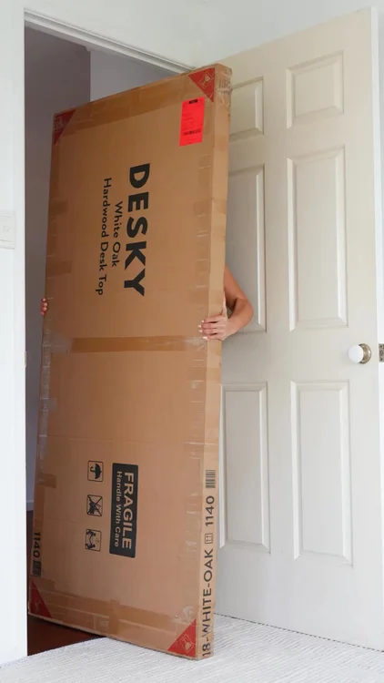 Say hello to a better work day with DESKY!